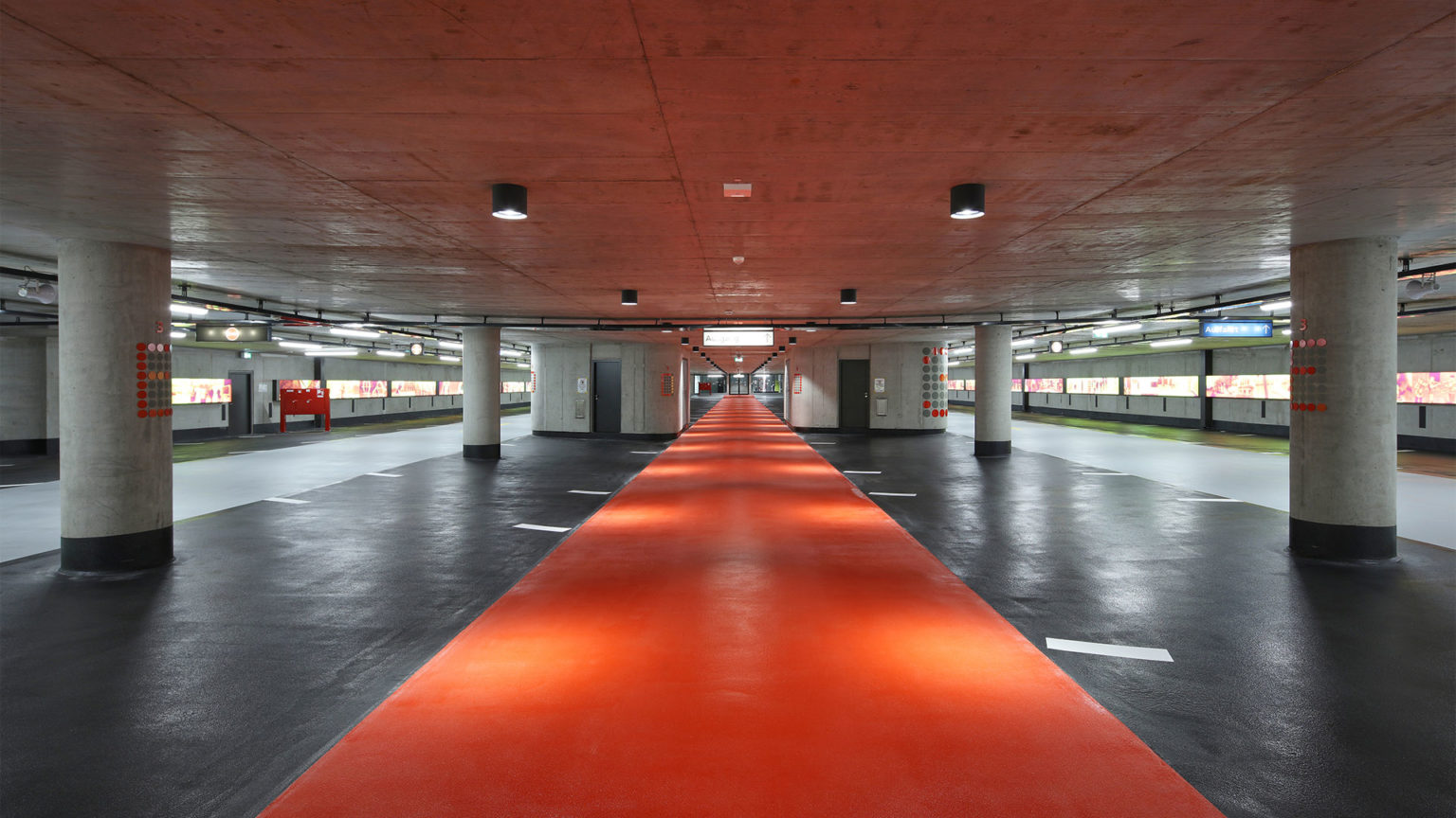 Parkhaus Ice Bahnhof | ICE-Bahnhof – GLGT